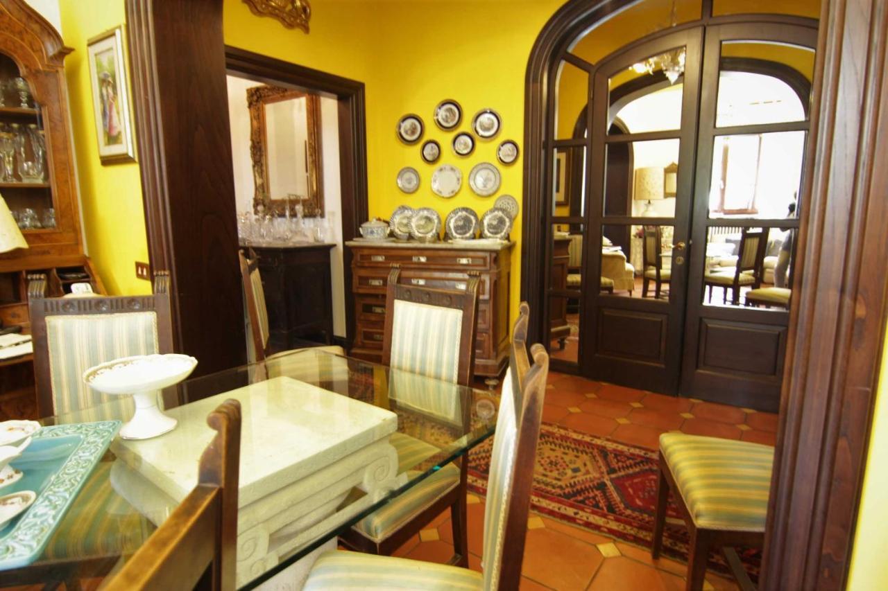مارينا دي كارّارا L'Arrocco Bed And Breakfast المظهر الخارجي الصورة