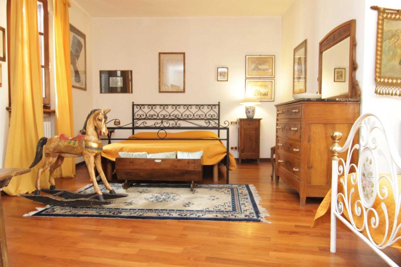 مارينا دي كارّارا L'Arrocco Bed And Breakfast المظهر الخارجي الصورة
