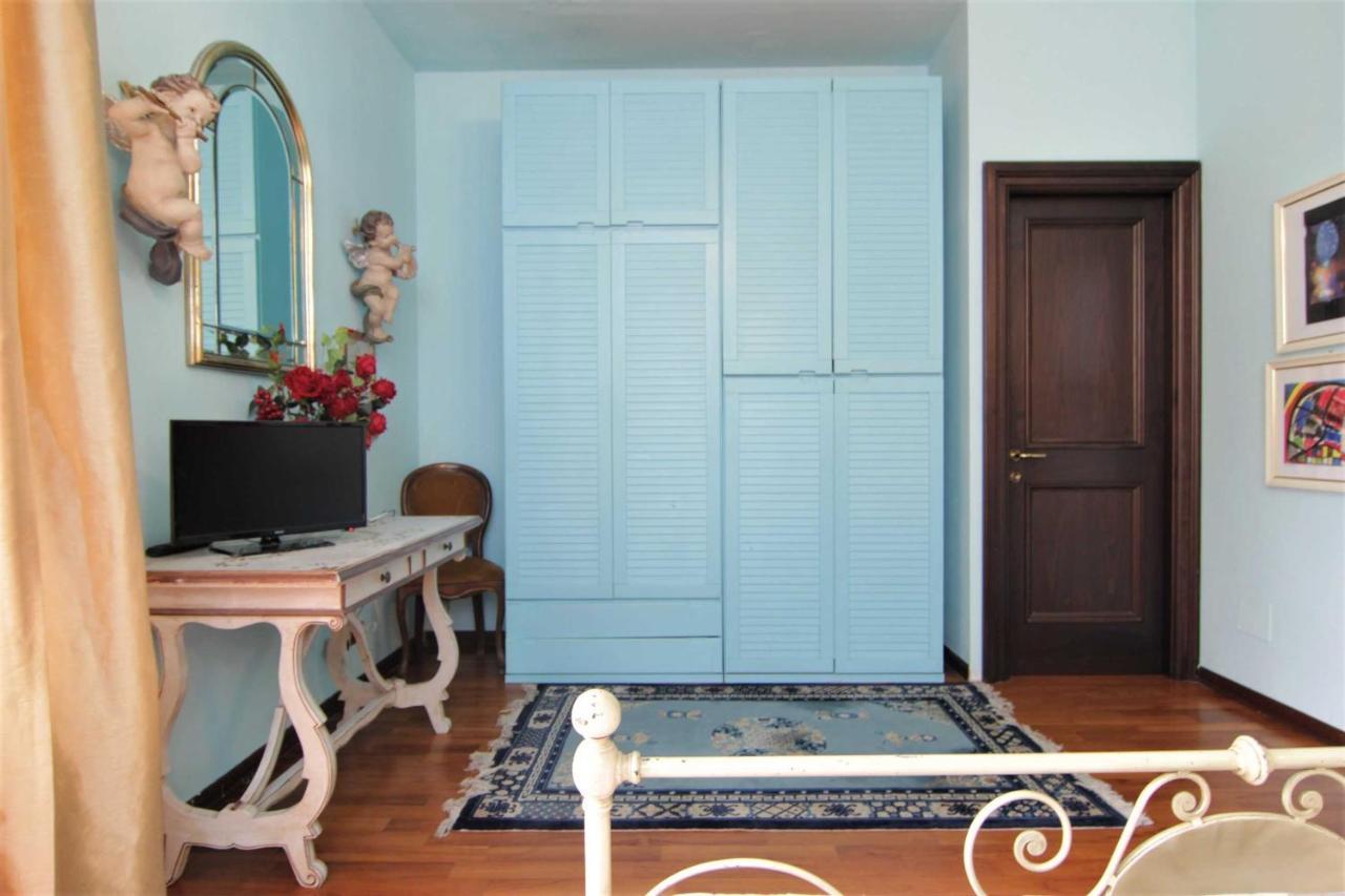 مارينا دي كارّارا L'Arrocco Bed And Breakfast المظهر الخارجي الصورة