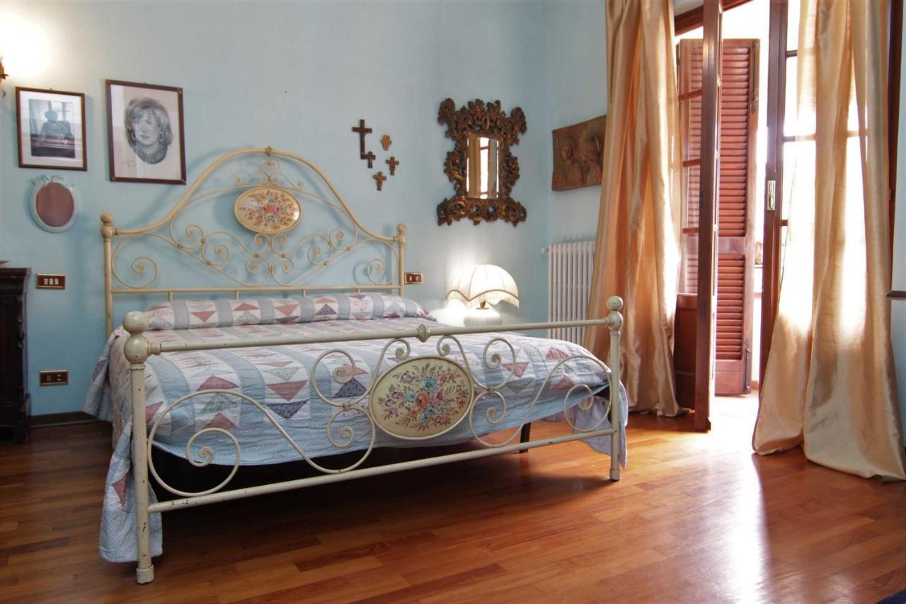 مارينا دي كارّارا L'Arrocco Bed And Breakfast المظهر الخارجي الصورة