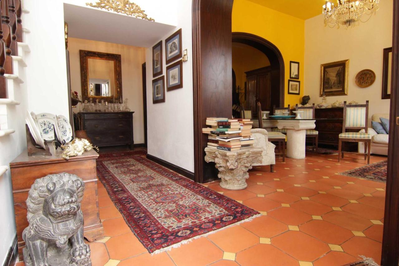 مارينا دي كارّارا L'Arrocco Bed And Breakfast المظهر الخارجي الصورة