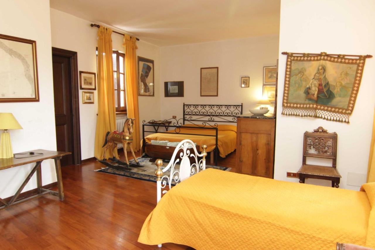 مارينا دي كارّارا L'Arrocco Bed And Breakfast المظهر الخارجي الصورة