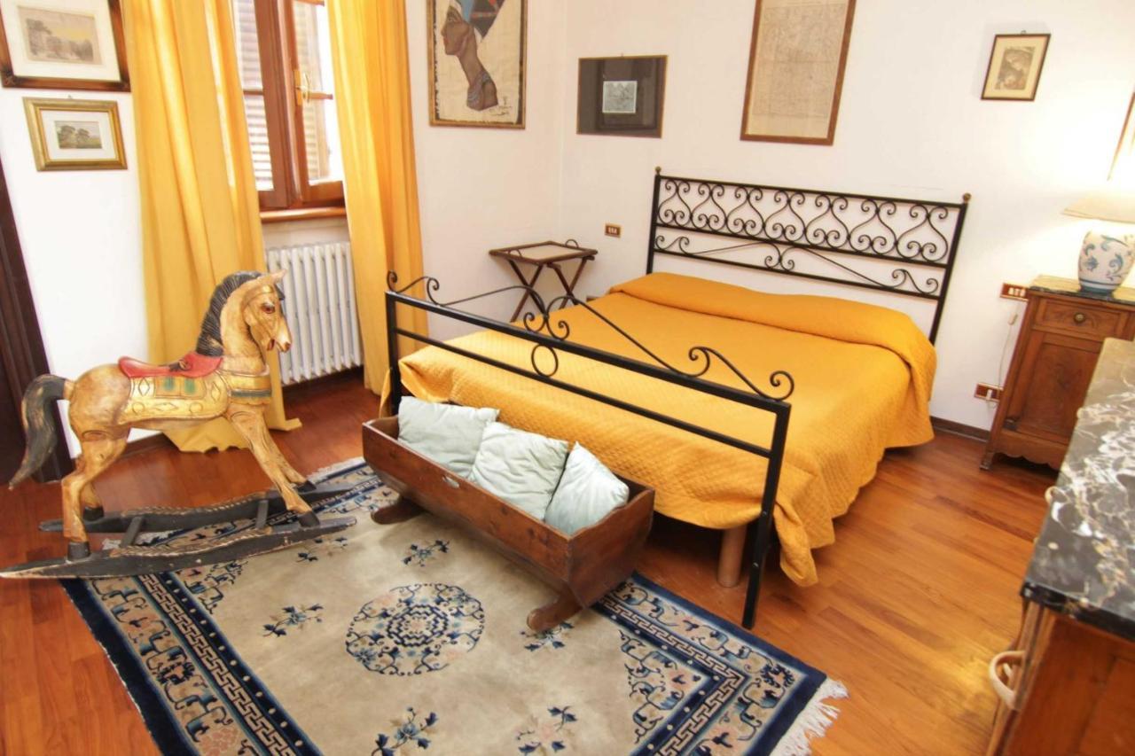 مارينا دي كارّارا L'Arrocco Bed And Breakfast المظهر الخارجي الصورة
